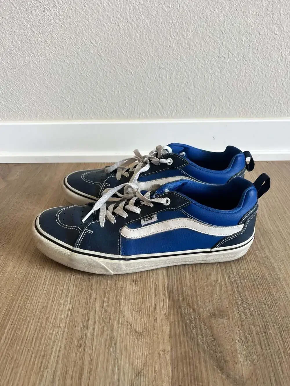 Vans, Filmore Men's Leather Skate Sneakers,Retro, Streetwear,Navy/Baby Blue,10.5